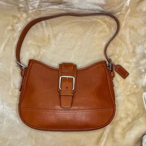 🤎 100% Authentic vintage/Y2k Coach Hampton Hobo #7584 Cognac colour Leather bag